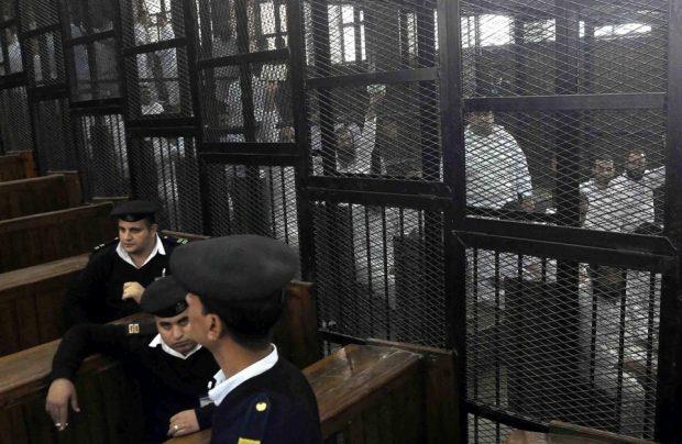 محاكمة 67 متهمًا في قضية مقتل هشام بركات