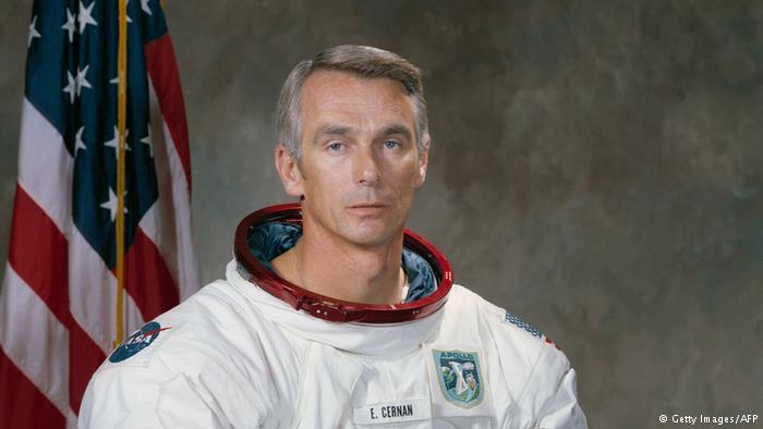 رائد الفضاء السابق يوجين سيرنان