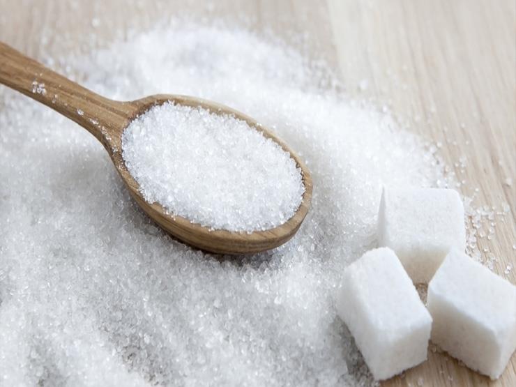  5 فوائد جمالية لـ"السكر".. منها "ليونة الجلد وتقش