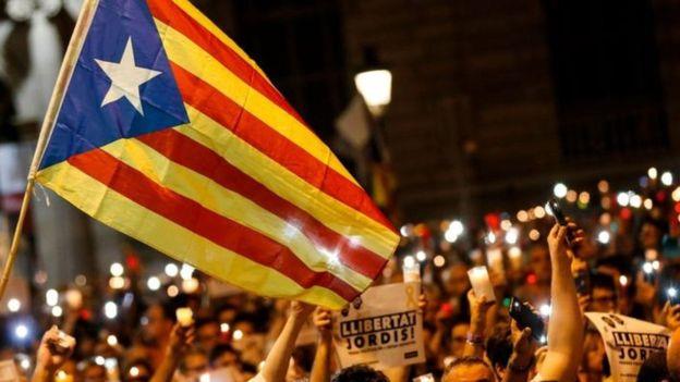 نظمت كتالونيا استفتاء الاستقلال عن إسباينا يوم 1 أ