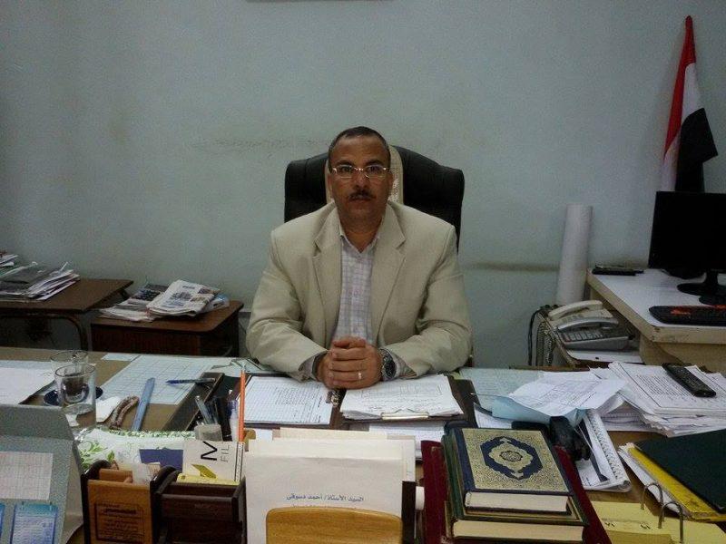 المحاسب أحمد دسوقي رئيس مدينة ببا جنوب