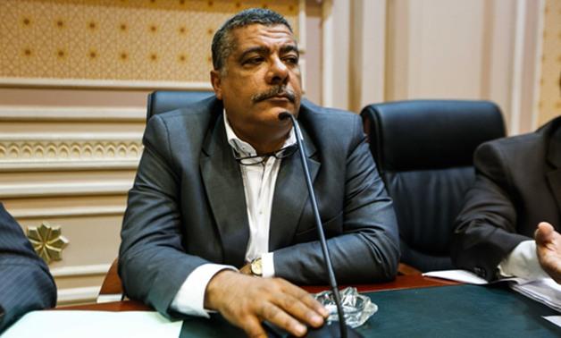 معتز محمد محمود رئيس لجنة الإسكان بمجلس النواب