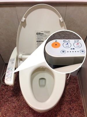 مراحيض اليابان.. شطافة وماء دافئ ومُجفِف بـ3 آلاف 