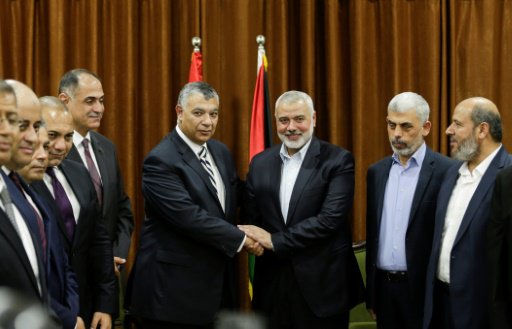 رئيس المكتب السياسي لحركة حماس اسماعيل هنية يلتقي 