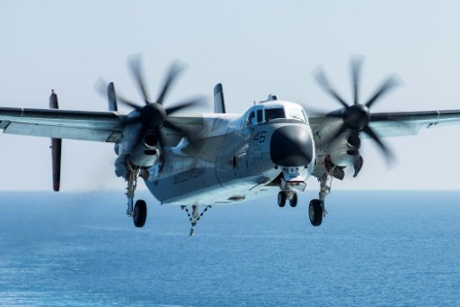 صورة وزعتها البحرية الأميركية تظهر فيها طائرة من ط