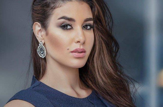 الفنانة الشابة ياسمين صبري