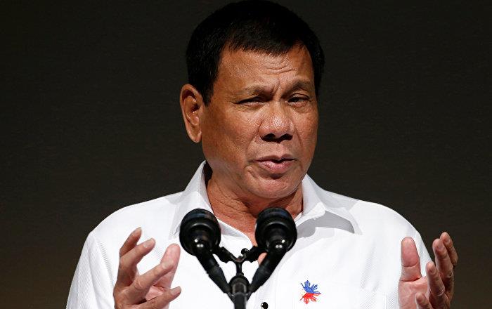 الرئيس الفلبيني يعد المسلمين بتصحيح "الظلم التاريخ