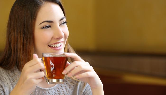 تعرف على علاقة شرب الشاي بـ "صحة العين"