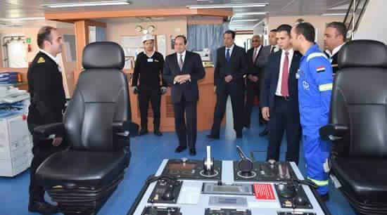 زيارة الرئيس السيسي للسفينة أحمد فاضل