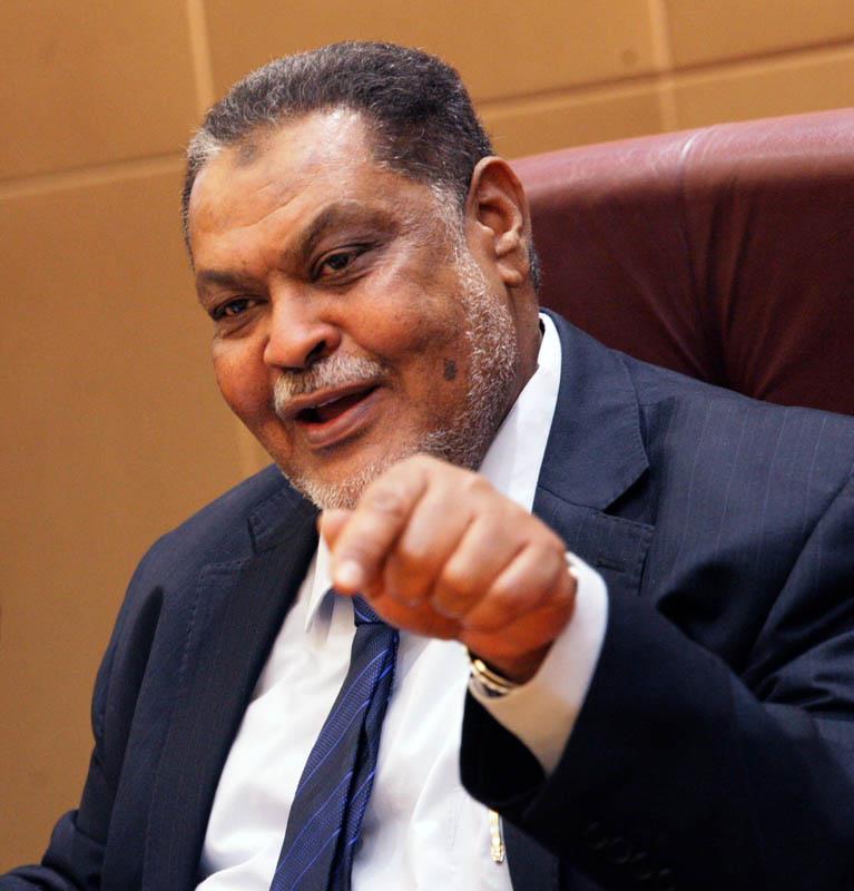 وزير المالية السوداني محمد عثمان الركابي