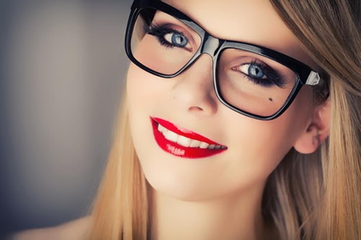 هل تُغني عملية الليزك عن النظارة نهائياً؟