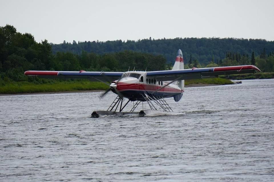 airplane in crash