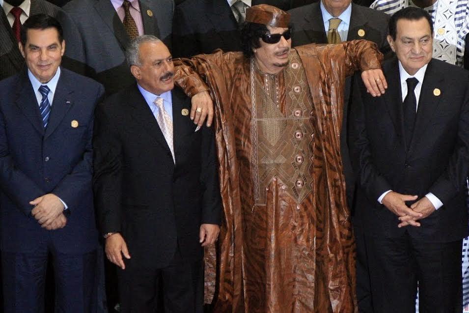 زعماء تونس ومصر وليبيا بجانب الرئيس اليمني