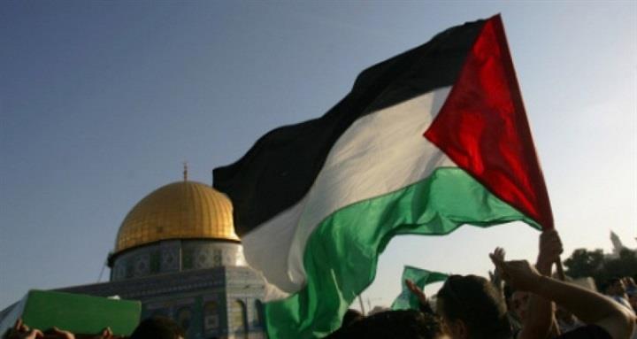 صفحة الأزهر على الفيسبوك ترفع علم فلسطين و"القدس ع