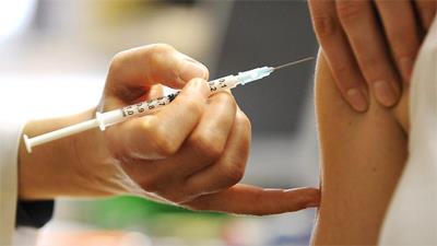 تحذير طبي لمنع استخدام أملاح الألومنيوم في التطعيم