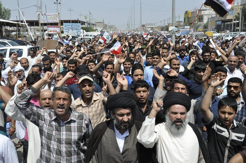 مظاهرات حاشدة للتيار الصدري للمطالبة بتعديل قانون 