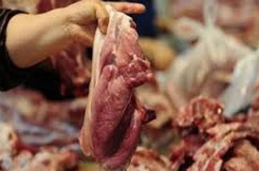 ضبط منفذ لبيع اللحوم غير صالحة