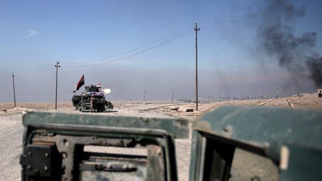 القوات العراقية تقصف مواقع لمسلحي تنظيم الدولة الإ