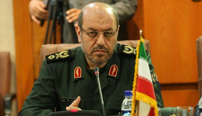 وزير الدفاع الإيراني العميد حسين دهقان