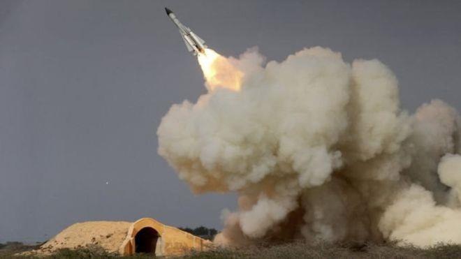إيران تقول إن تجربتها الصاروخية الأخيرة لا تتنافى 