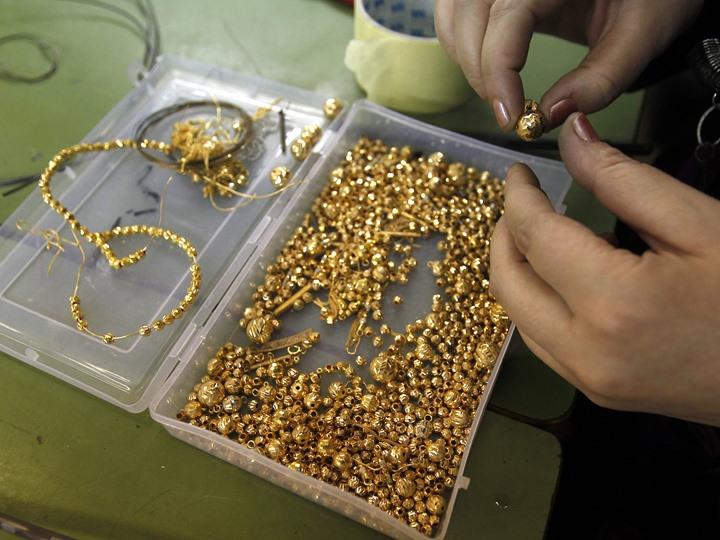 أسعار الذهب بمصر تواصل التراجع