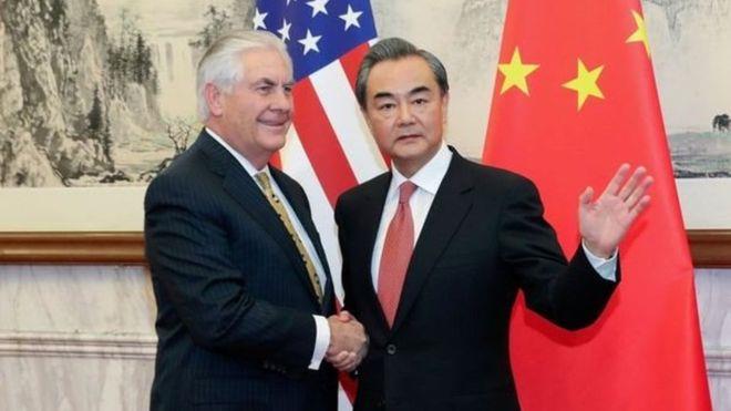 وزير الخارجية الأمريكي ريكس تيلرسون ونظيره الصيني 