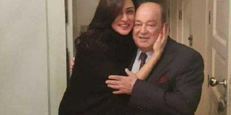 الفنانة وفاء صادق مع والدها