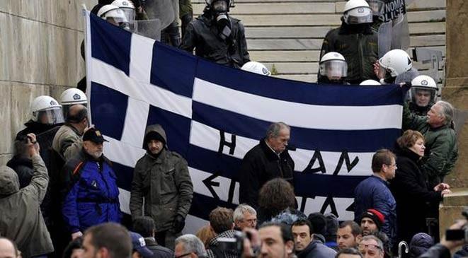اشتباكات بين الشرطة اليونانية ومتظاهرين