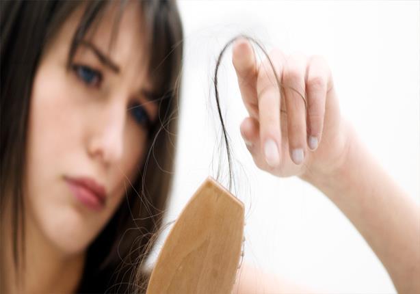 7 طرق للحد من تساقط الشعر