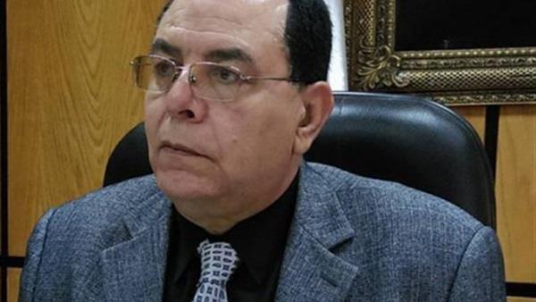 الدكتور أحمد حسني رئيس جامعة الأزهر