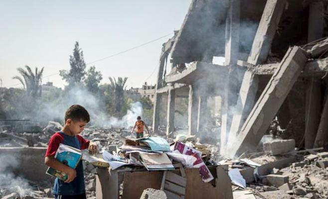 سكان غزة تحت الحصار والإظلام والتقشف