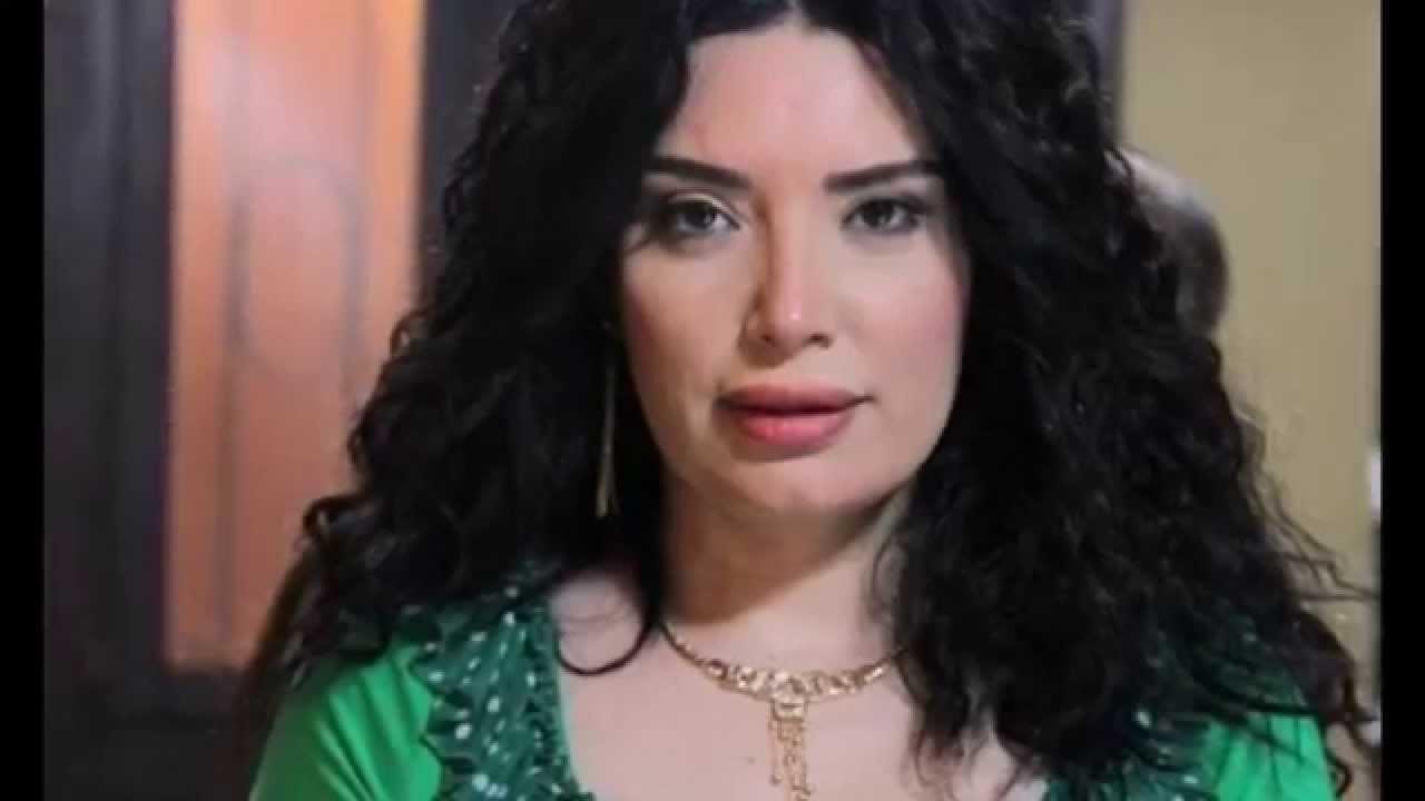 الفنانة عبير صبري