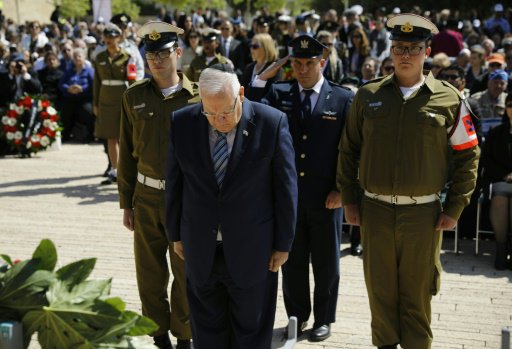 الرئيس الاسرائيلي رؤوفن ريفلن خلال مراسم ذكرى المح