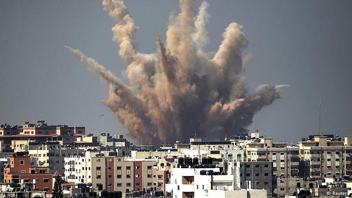 قصف إسرائيلي على جنوب قطاع غزة