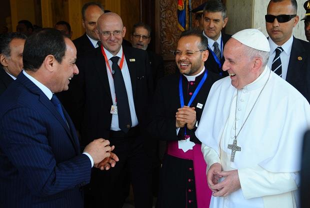 بابا الفاتيكان مع الرئيس السيسي