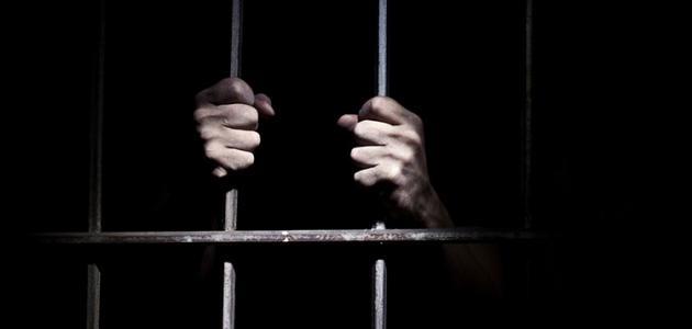 السجن المؤبد لـ4 متهمين لاتهامهم بحيازة مفرقعات