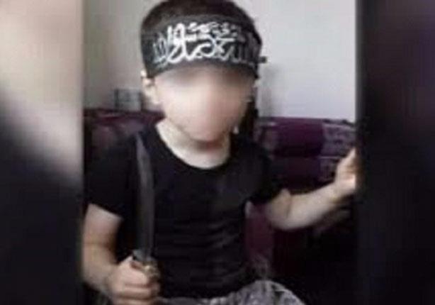 السلطات الأسترالية تحقق حول تسجيل لطفل يهدد بشن هج