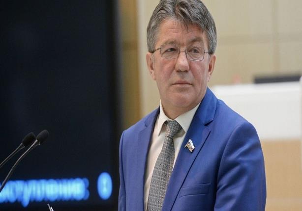 فيكتور أوزيروف رئيس لجنة الدفاع في البرلمان الروسي