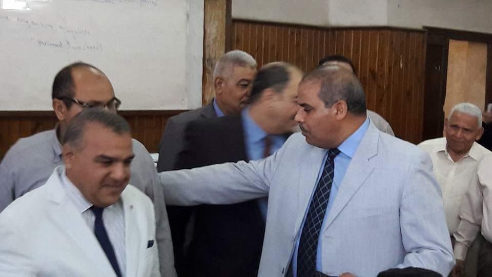 رئيس جامعة الأزهر يتفقد لجان امتحانات
