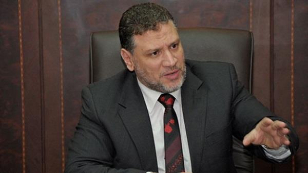 أسامة يس وزير الشباب في عهد الإخوان