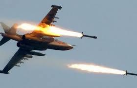 استهدفت القوات الجوية مجلس شورى مجاهدي درنة