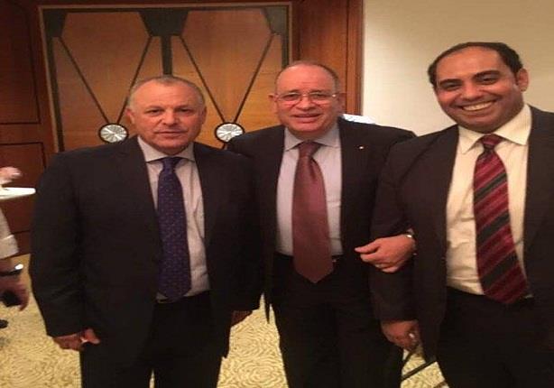 هاني أبو ريدة مع كردي ولطيف بعد الفوز بالانتخابات