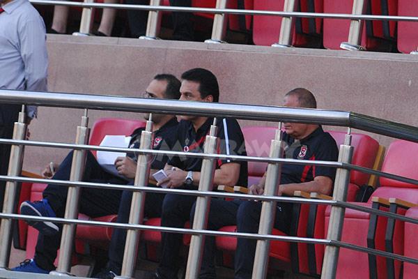 حسام البدري في مباراة النصر للتعدين