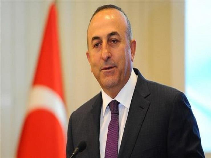وزير الخارجية التركي مولود تشاوش أوغلو يتحدث في مؤ