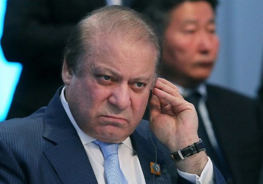 يخضع رئيس الوزراء الباكستاني للتحقيق في مصدر اموال