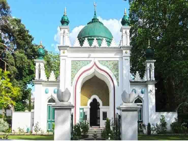 شاه جهان هو اقدم مسجد تم بنائه لهذا الغرض في بريطا