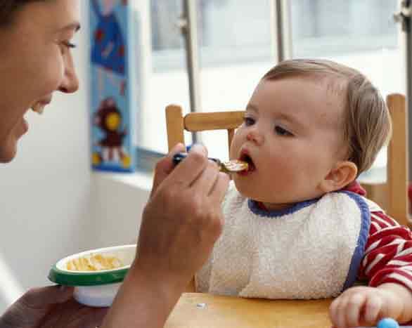 نوعي في أكلات طفلك الرضيع.. علي طريقة "نجلاء الشرش