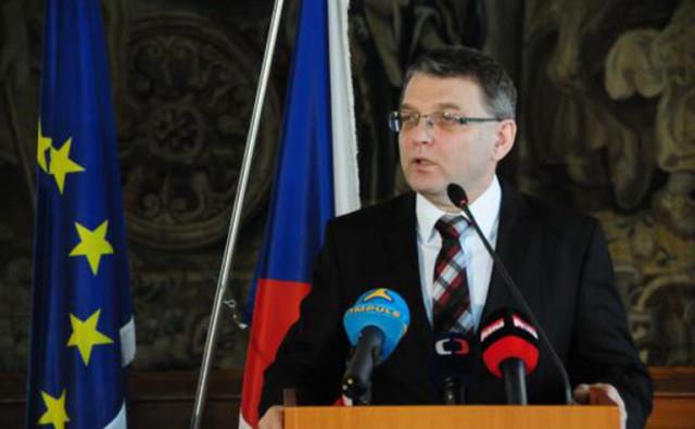  وزير خارجية التشيك لوبومير زوراليك               