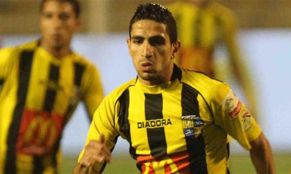 محمد فاروق لاعب المقاولون العرب 