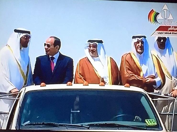 عدد من القادة العرب في حفل افتتاح قاعدة محمد نجيب